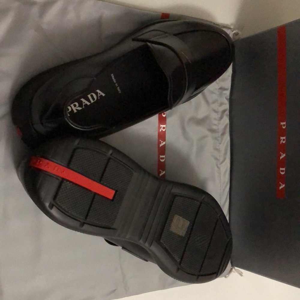 PRADA -- "Spazzolato Rois" Men's Black Leather Penny Slip-on Loafer Shoes!